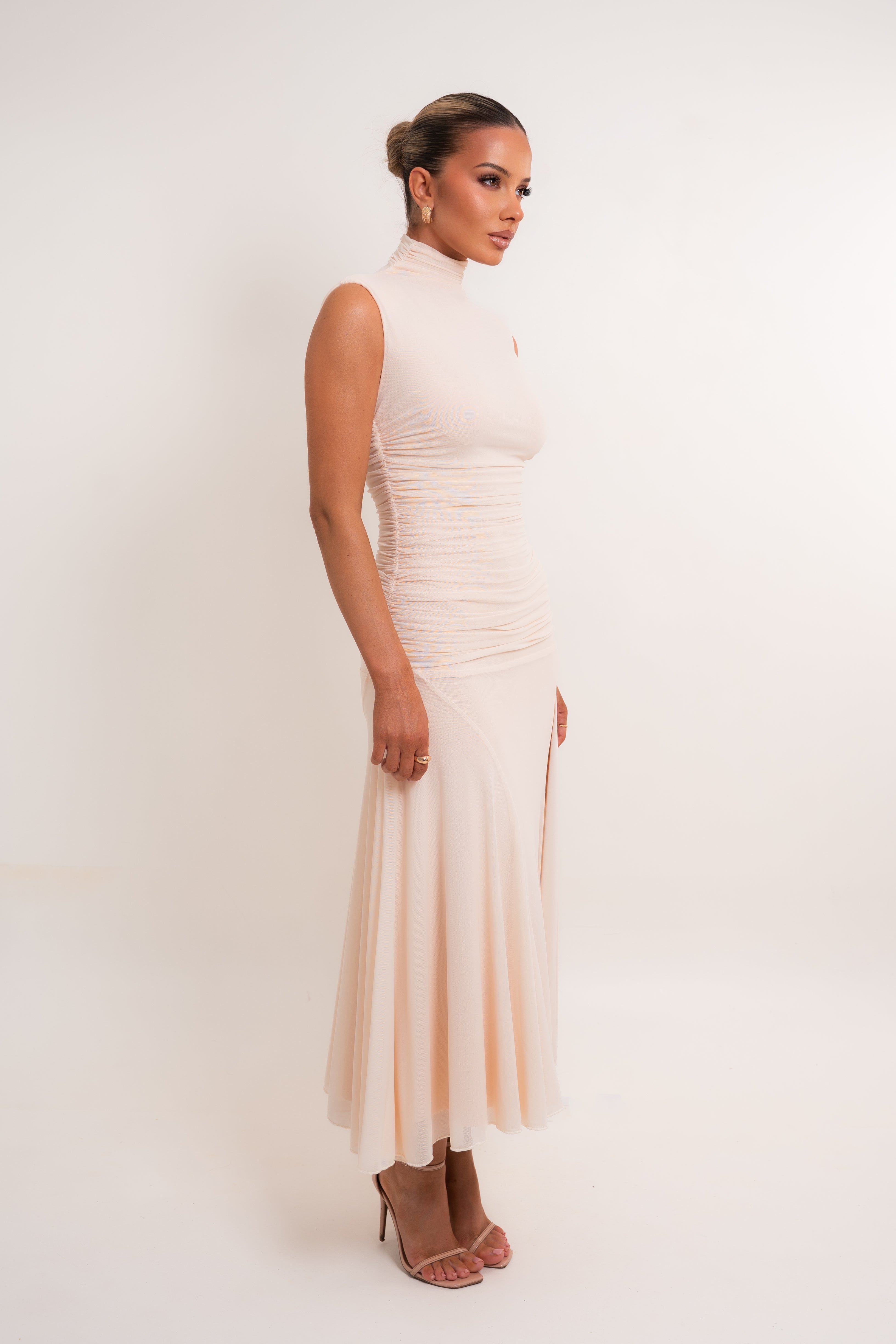 Alondra Vanilla Dress