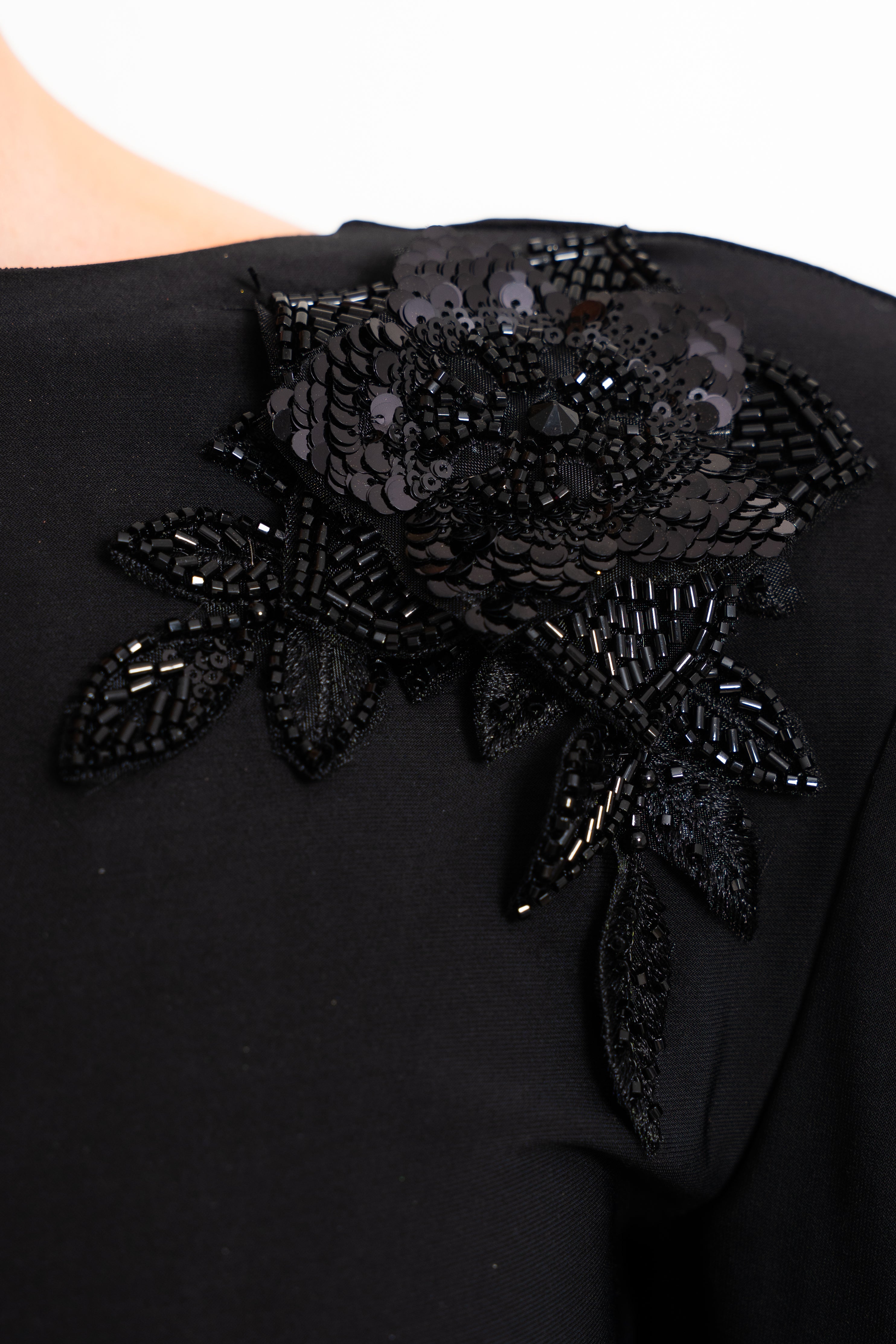 Lessie Black Dress