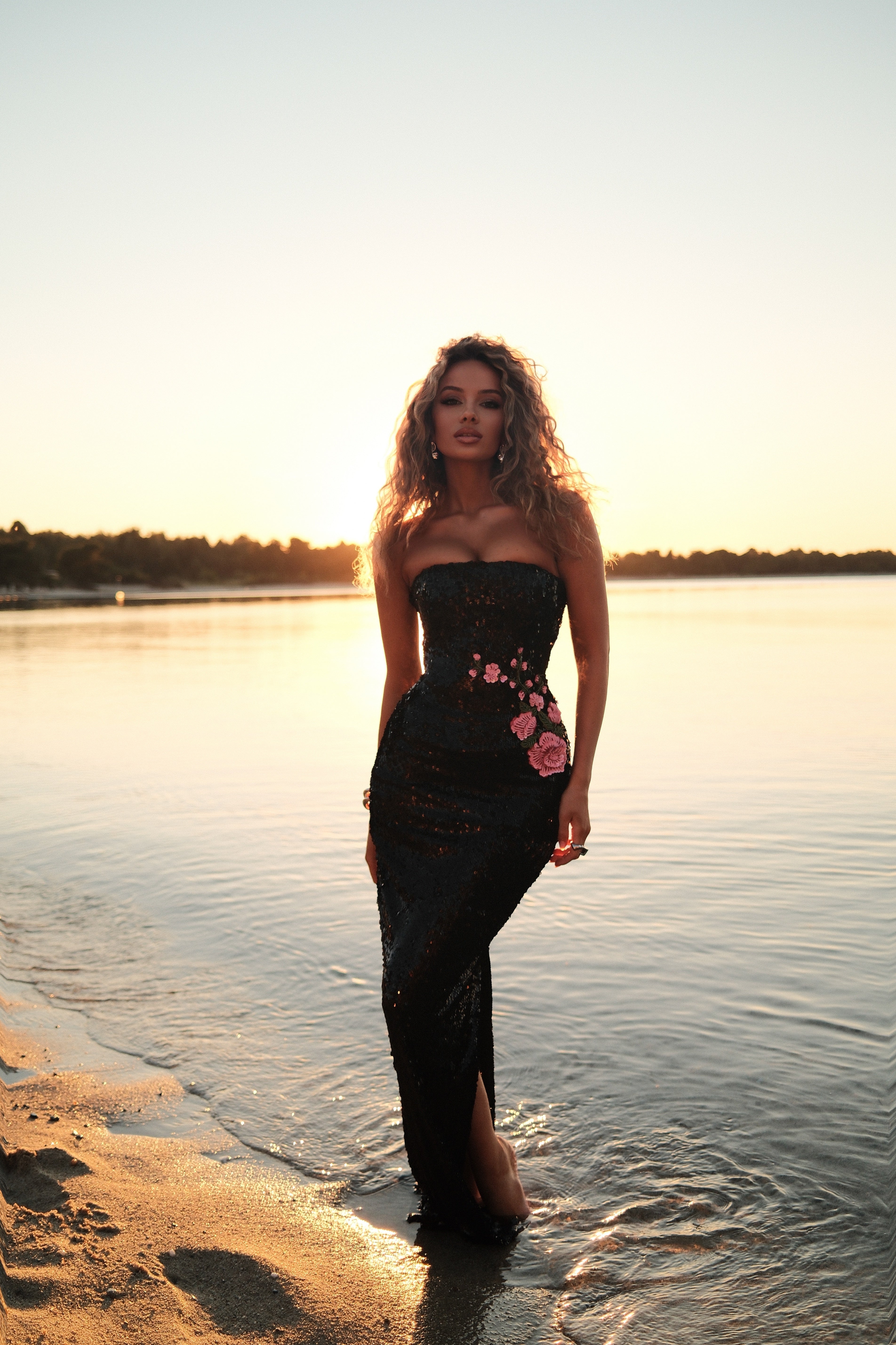 Norela Black Dress