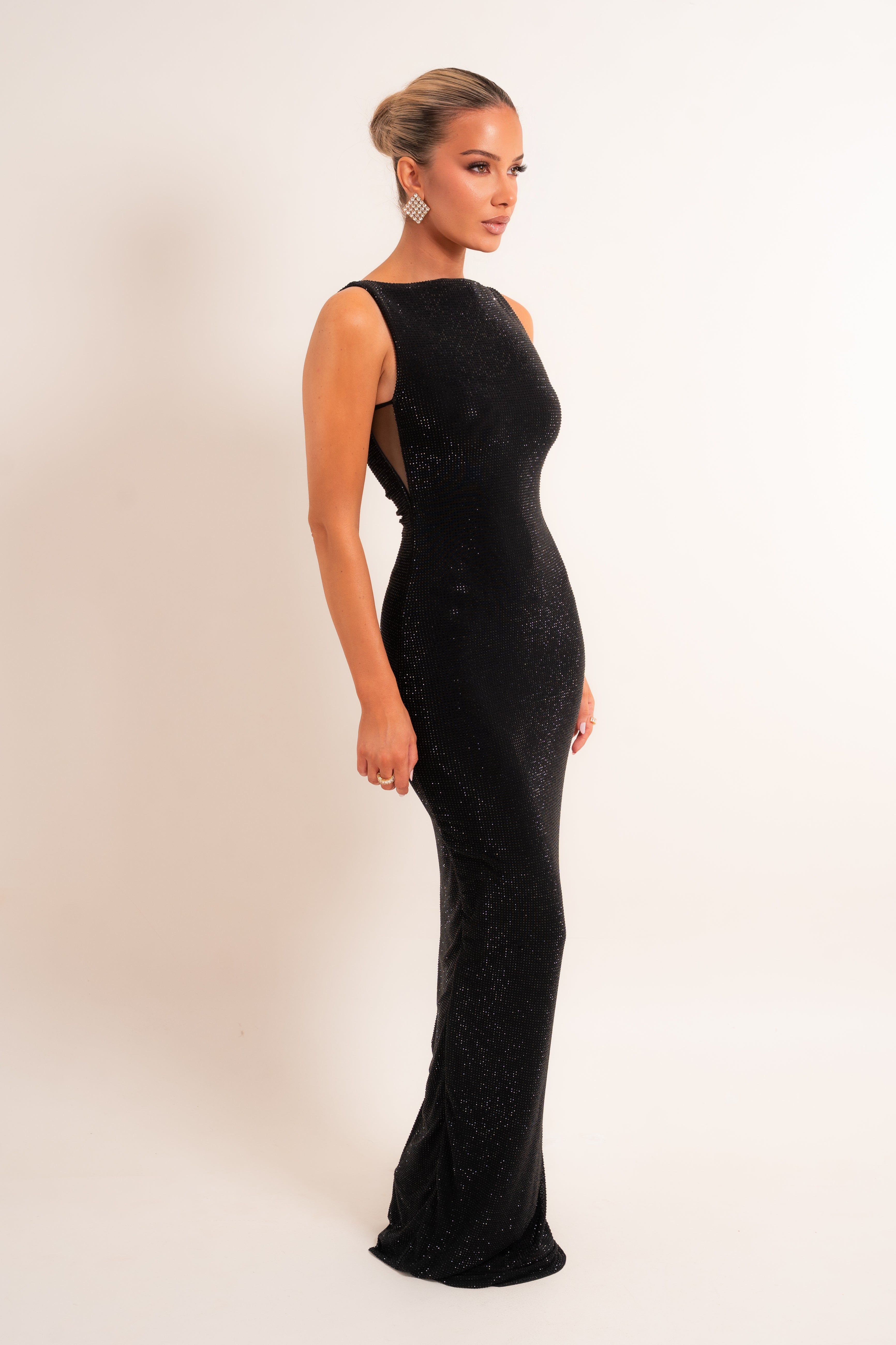 Elisona Black Dress