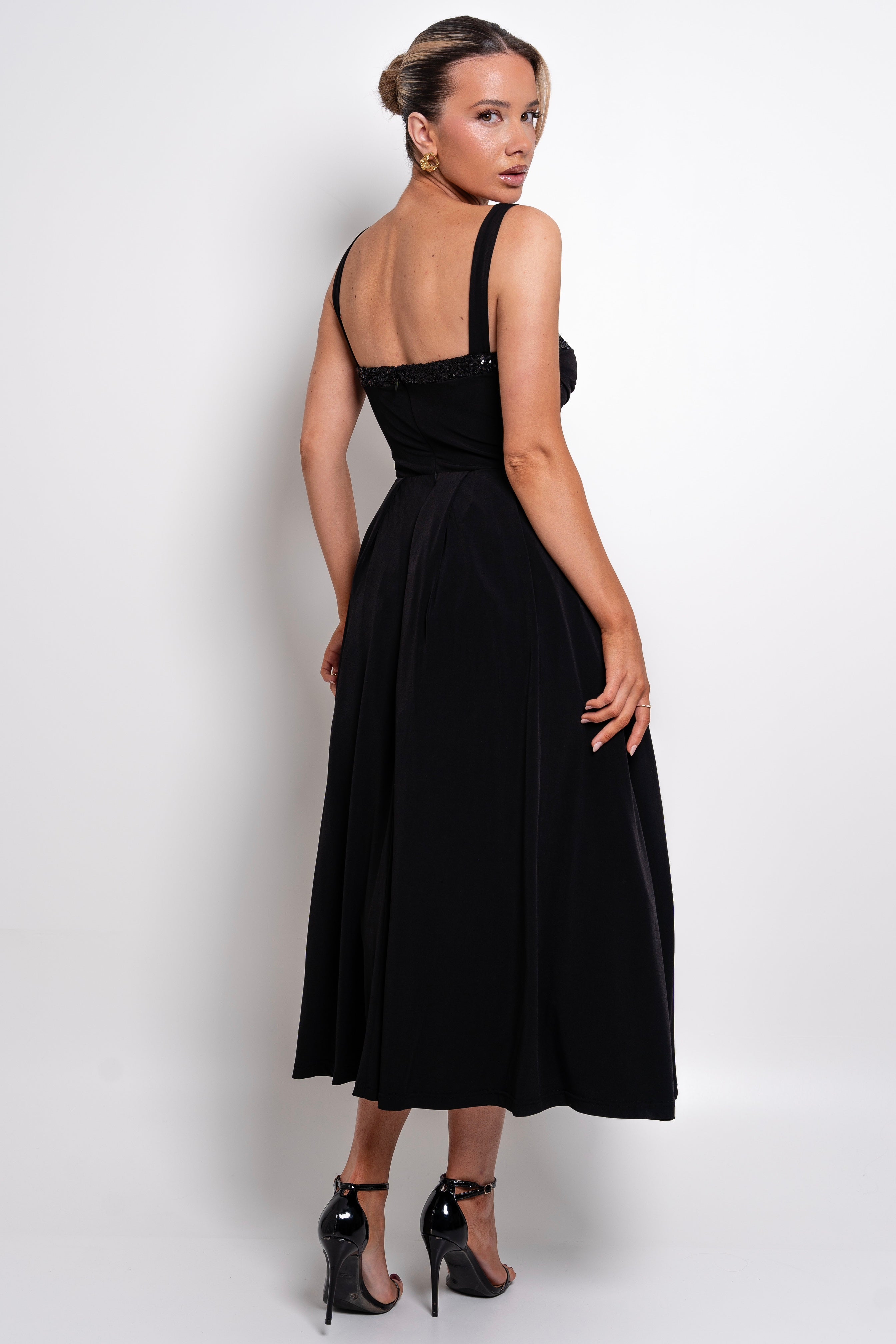 Vessa Black Dress