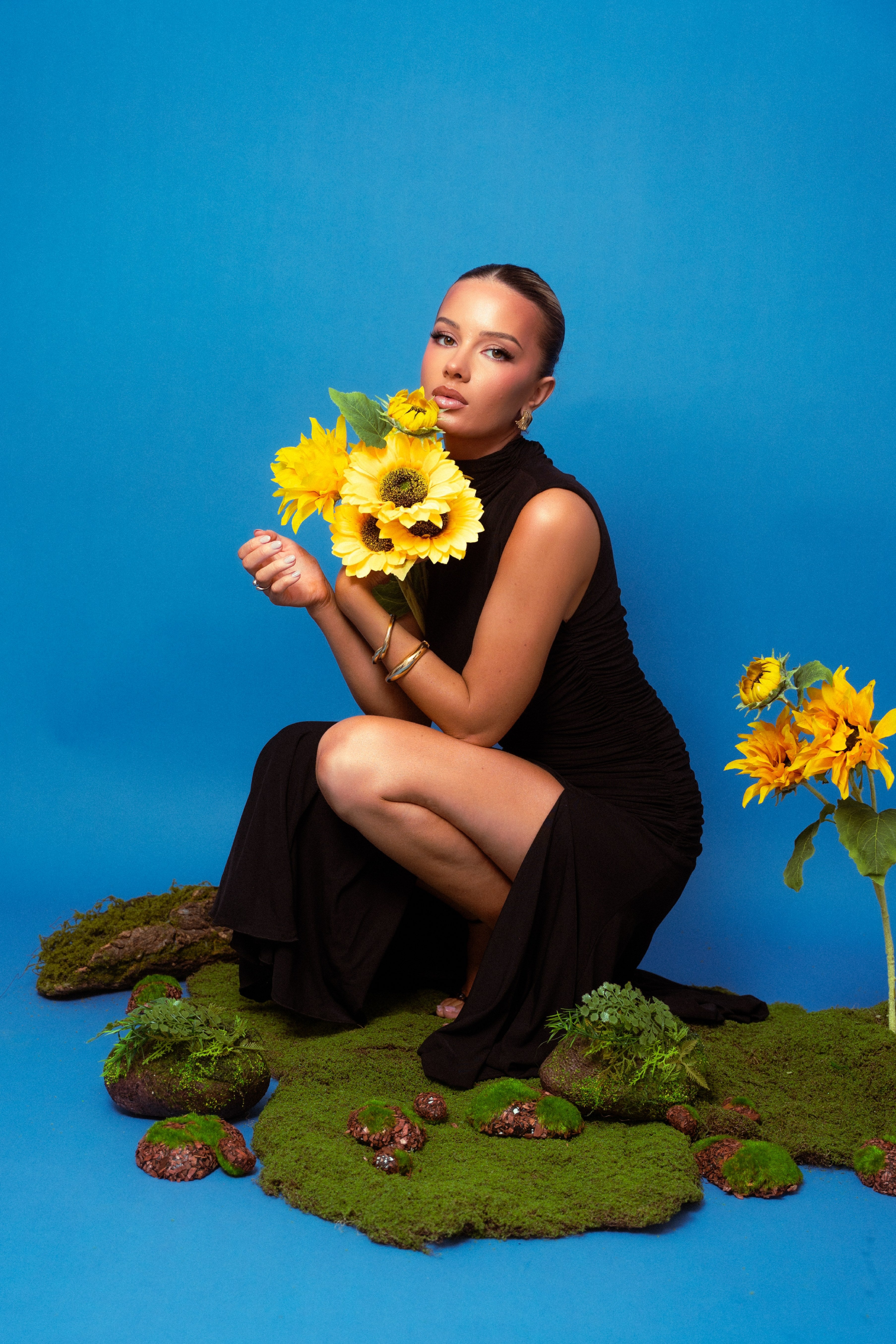 Alondra Black Dress